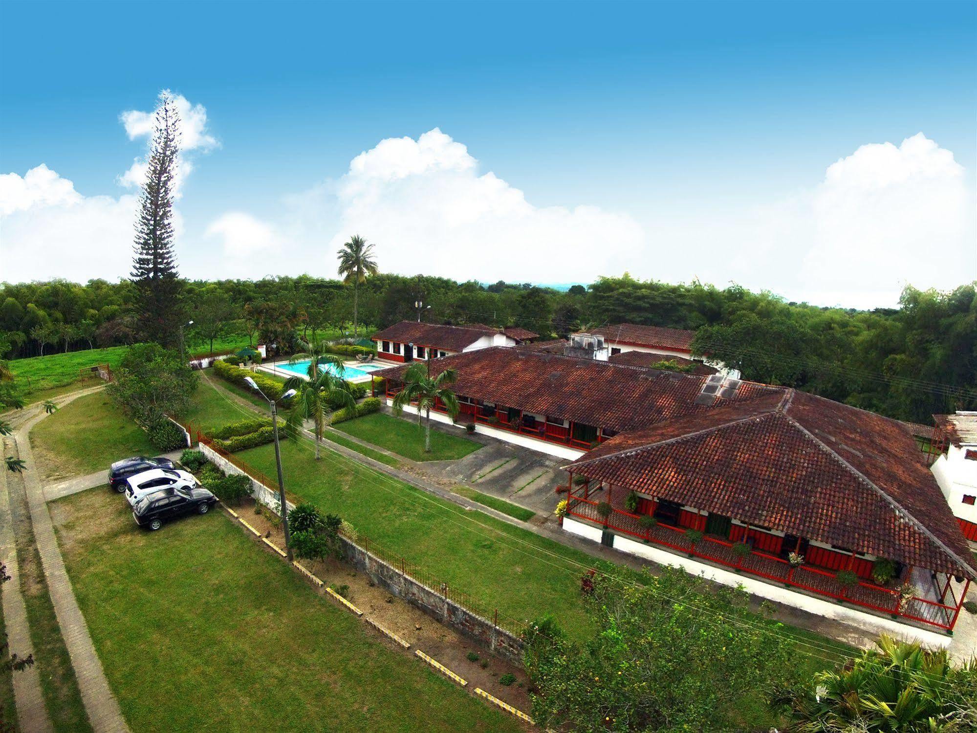 Hotel Campestre La Floresta Armenia  Luaran gambar